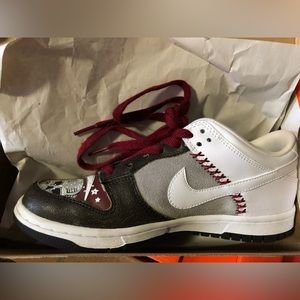 SOLD Nike Dunk Low Premium “Grim Reaper” (2007)